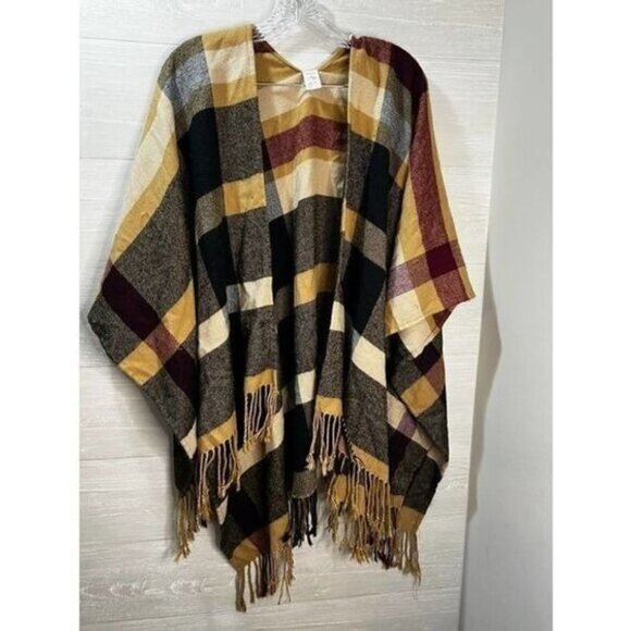 Plaid Open Front Fringe Poncho Wrap - Picture 3 of 7